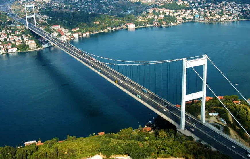 Bosphorus  Cruise with  Two Continents