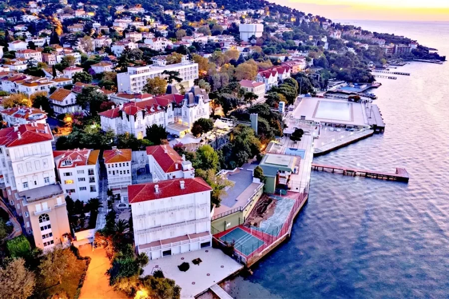 Full Day Island Tour